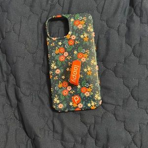 iPhone 14 loopy phone case